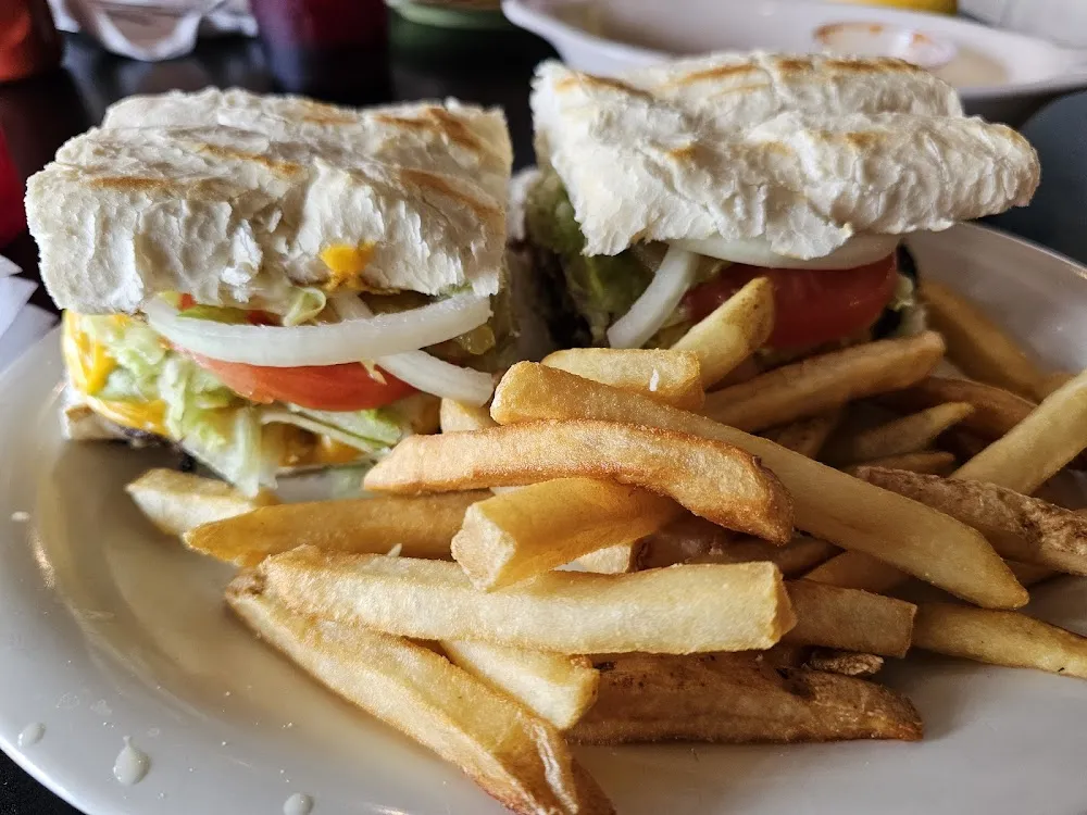 Cheeseburger PO Boy w Fries